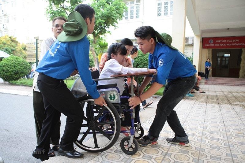 Học sinh là con em của những người có công với cách mạng bị nhiễm chất độc hóa học cũng nằm trong diện ưu tiên