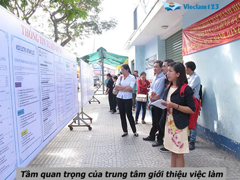 Trung tâm giới thiệu việc làm