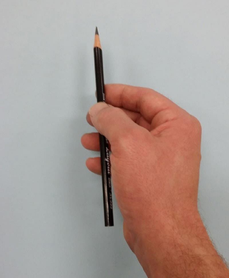 Cách cầm bút dùi trống để đi nét cong và thẳng, dài và rộng