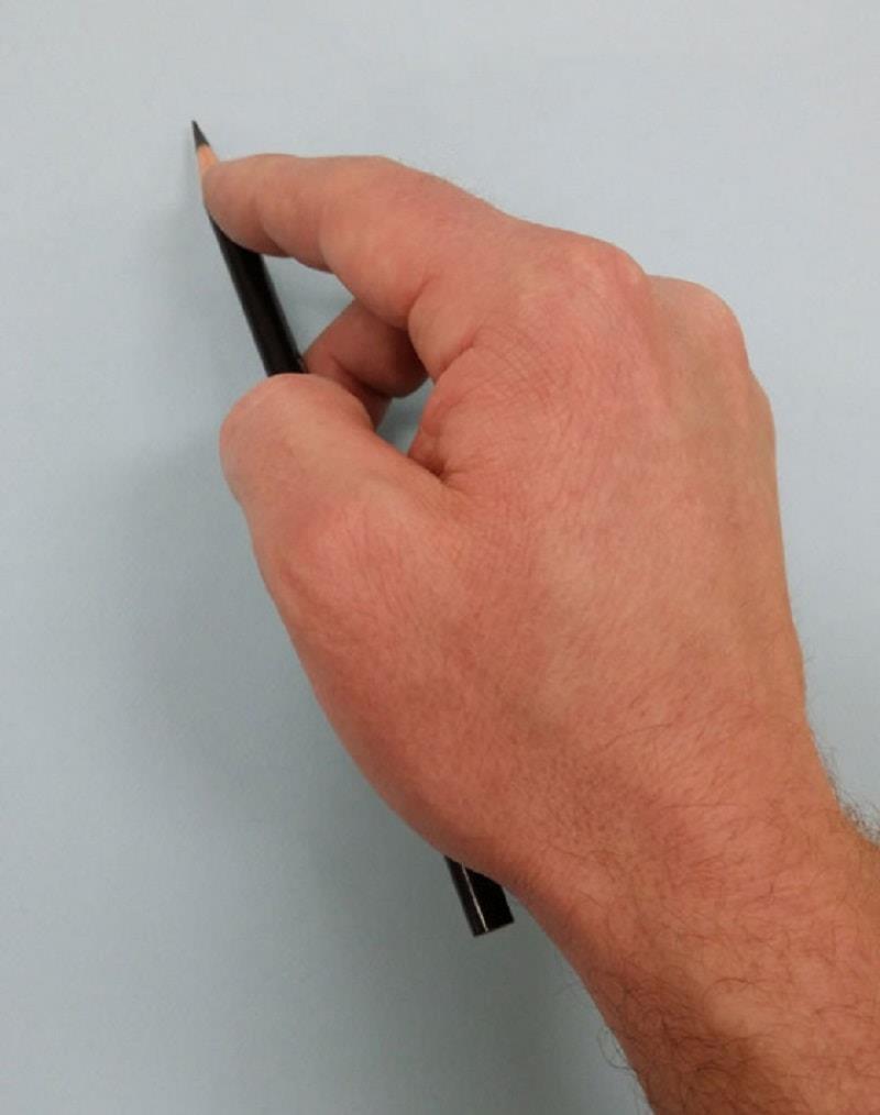 Cách càm bút sát ngòi để đi những nét đậm