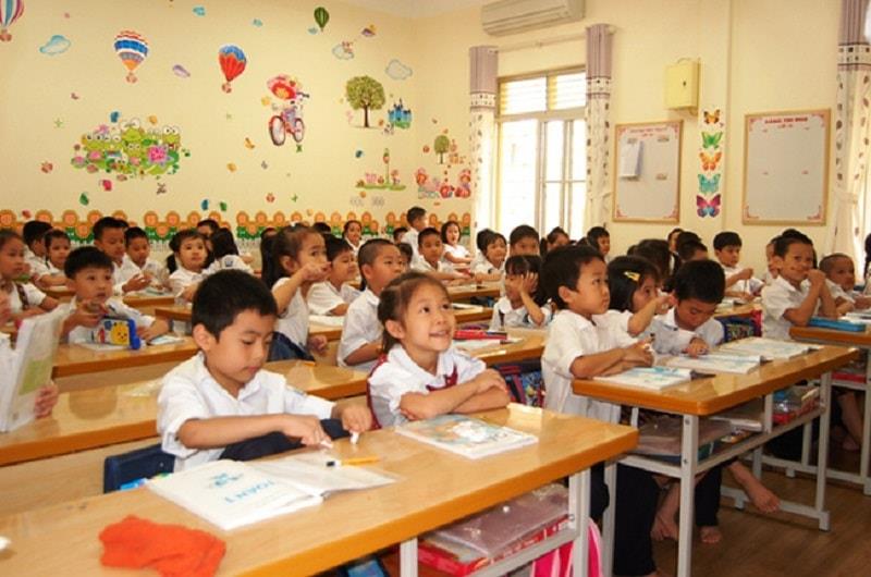 Cách quản lý học sinh nói chuyện trong giờ