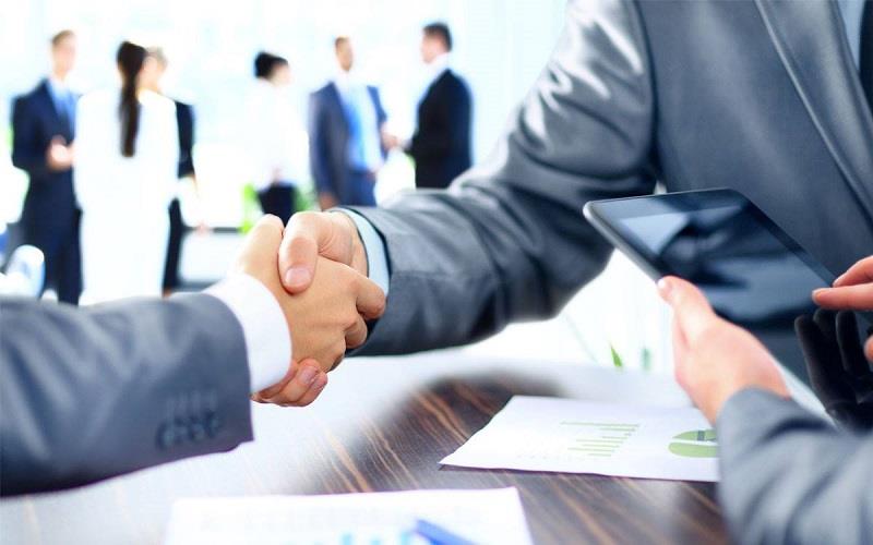 Sự đầu tư và phát triển của nhiều công ty nước ngoài Sự đầu tư và phát triển của nhiều công ty nước ngoài