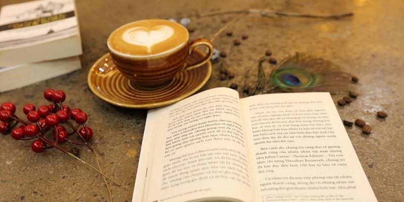 Đọc nhiều sách, truyện để cải thiện vốn từ vựng, ngữ pháp