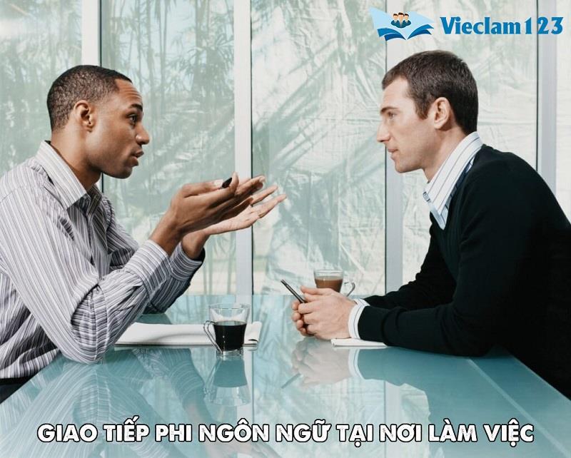 Giao tiếp phi ngôn ngữ tại nơi làm việc
