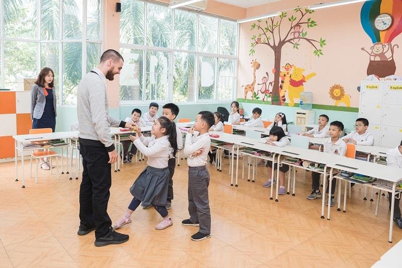 Học sinh được học với chương trình đào tạo tiếng Anh quốc tế