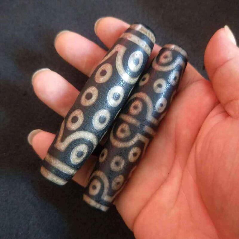 Tìm hiểu thông tin về đá quý Dzi