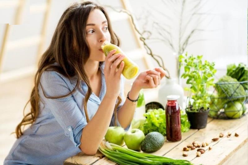 Ăn nhiều trái cây và rau xanh