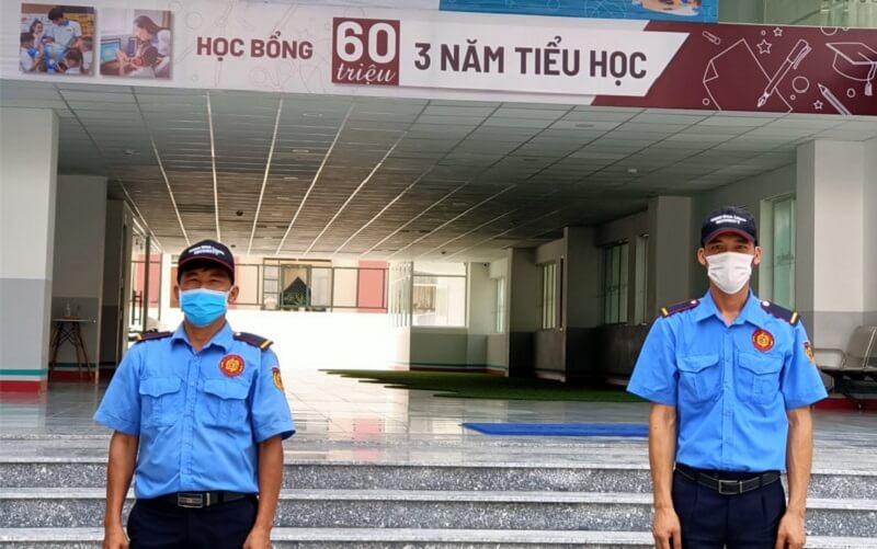 Bảo vệ trường học