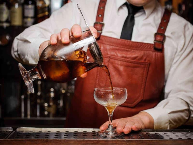 Bartender cần lòng yêu nghề và tâm huyết