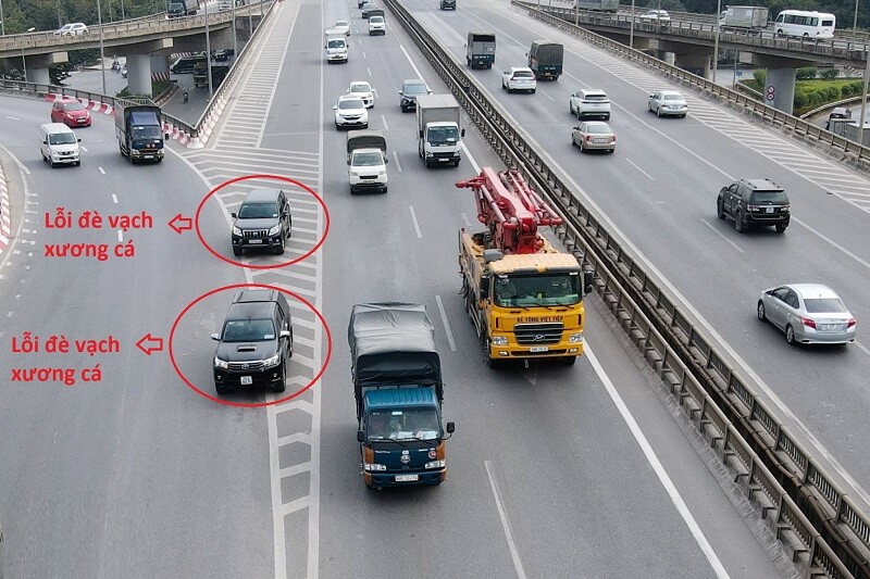 Bắt lỗi và xử phạt khi phương tiện giao thông lấn, đi vào vạch xương cá