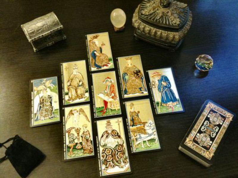 Bí quyết giúp bạn trở thành người bói bài Tarot giỏi