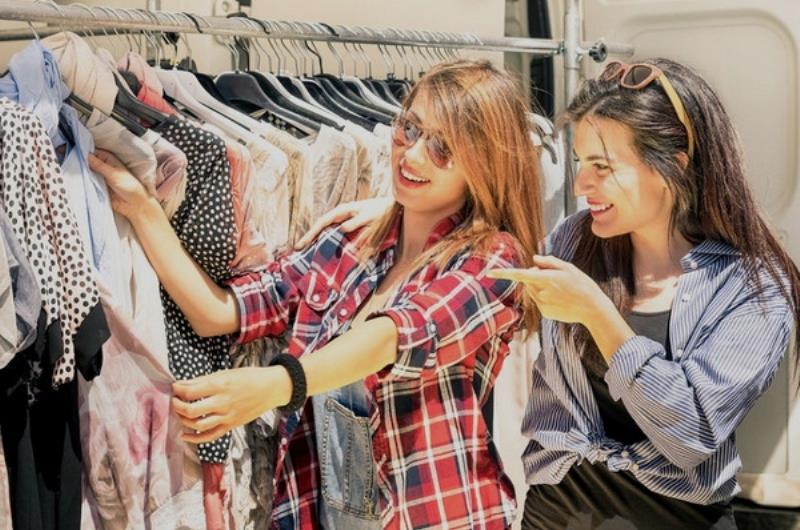 Hãy tạo thiện cảm với khách đến mua hàng