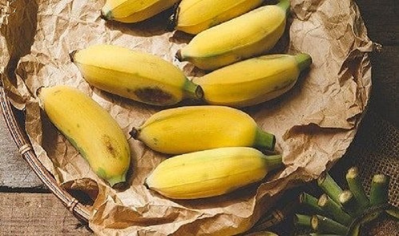 Cách thưởng thức chuối tây đúng cách