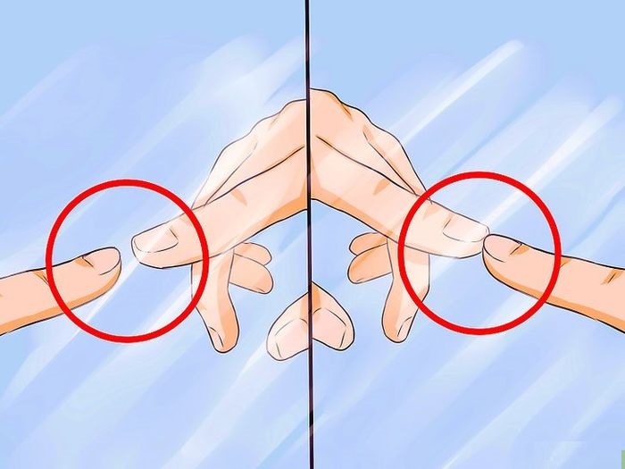 Cách nhận biết gương hai chiều