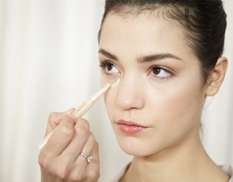 Bật mí cách sử dụng kem che khuyết điểm đúng cách