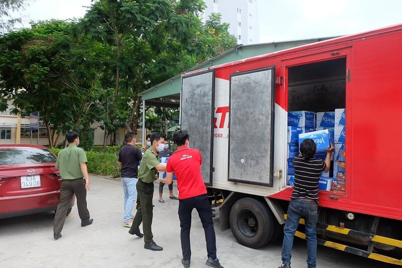 Hàng hóa cồng kềnh sẽ có công thức tính riêng 