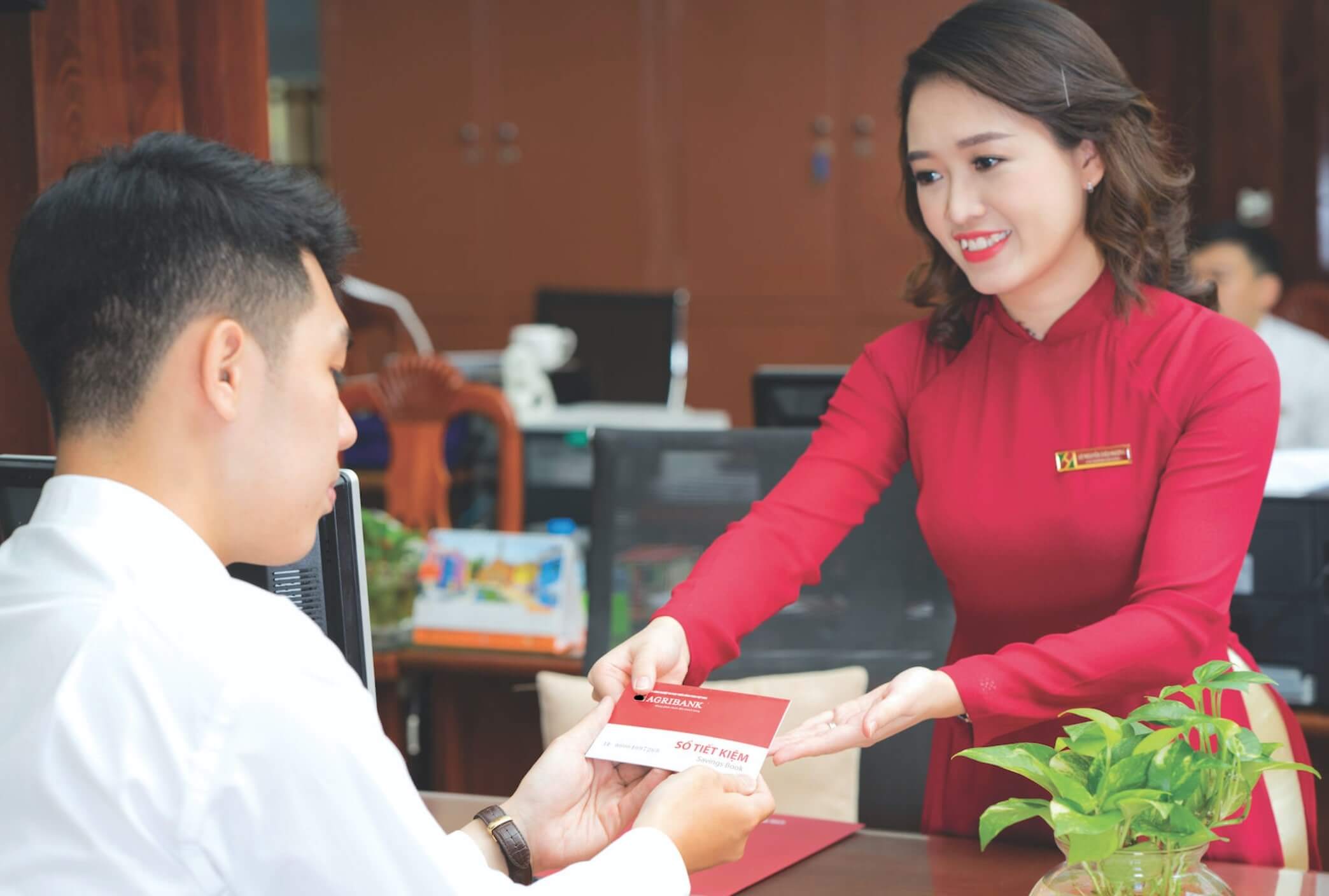 Cần lưu ý gì khi viết tay đơn xin việc vào ngân hàng Agribank