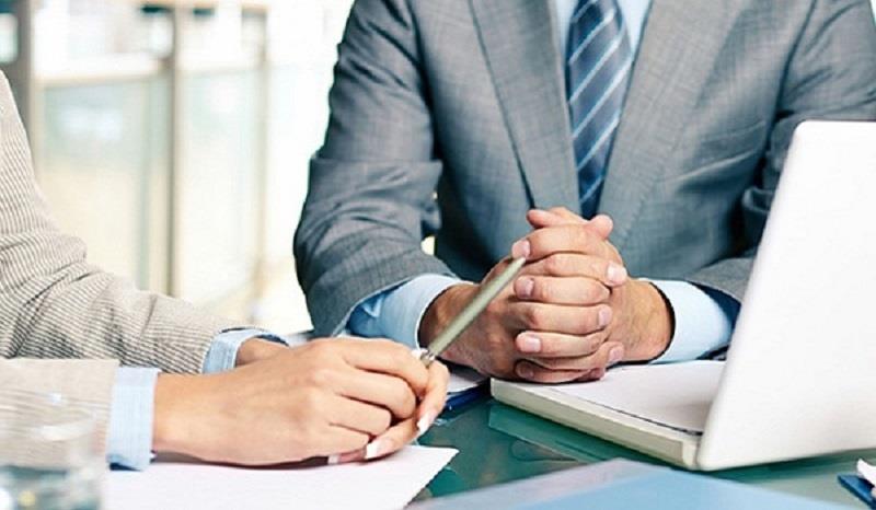 Cơ sở pháp lý cho vấn đề chồng làm giám đốc, vợ làm kế toán trưởng