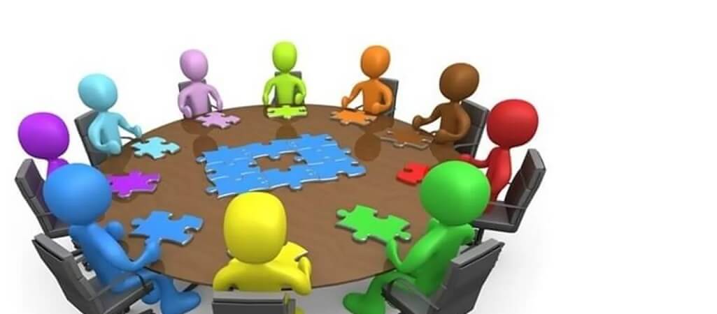 Theo hình thức tổ chức