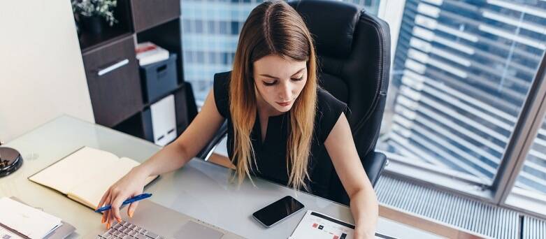 Công việc văn phòng, hành chính