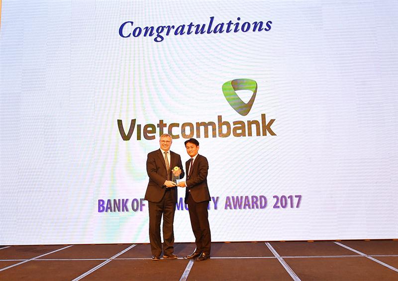 Tìm hiểu kỹ về ngân hàng Vietcombank