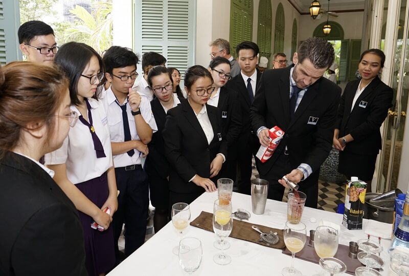 Trình bày về các hoạt động từng tham gia