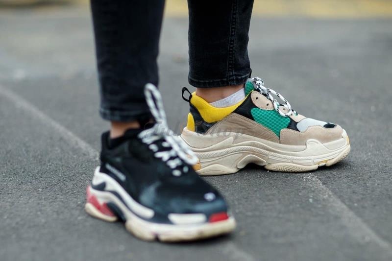 Vì sao nên mua hàng rep 11?