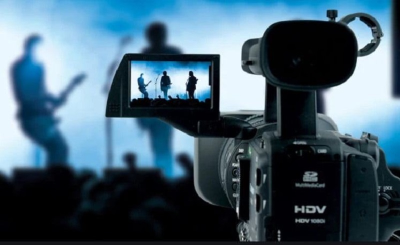 Đánh giá các cảnh quay cũ