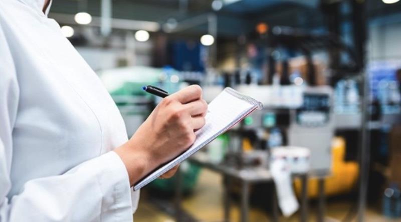 Đặt ra chỉ tiêu cho công nhân từng bộ phận