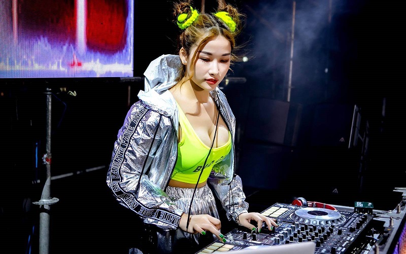 DJ là gì