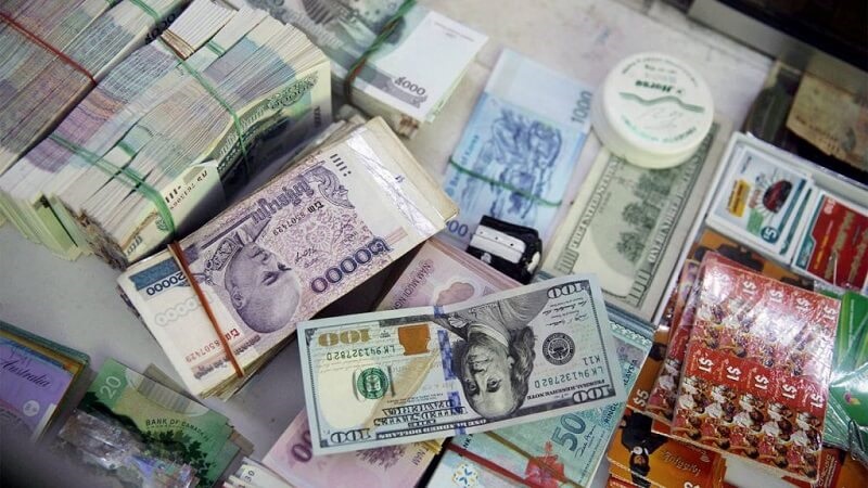 Đổi tiền tại các ngân hàng