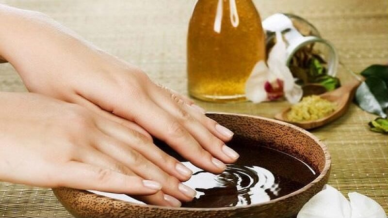 Cần chú ý chăm sóc móng sau khi đắp gel