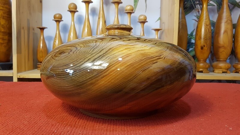 Gỗ thủy tùng sở hữu đường vân đẹp mắt