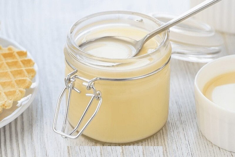 Evaporated milk là gì? Cách sử dụng evaporated milk