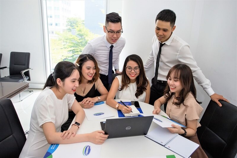 Văn hóa doanh nghiệp giúp gắn kết nhân viên