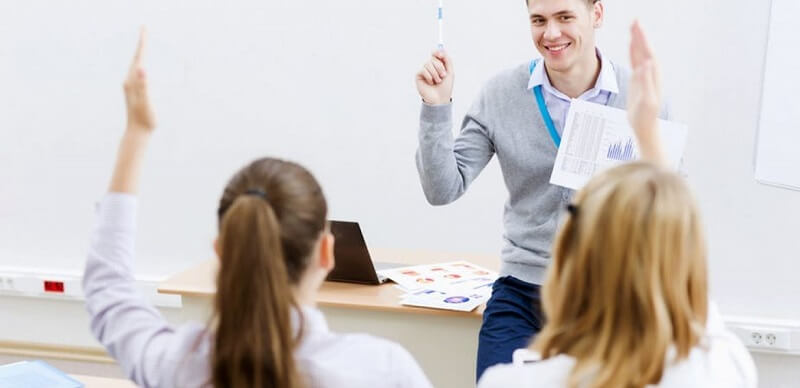 Giảng dạy tâm lý học tại các trường đại học