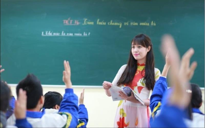 Bạn có thể làm giáo viên dạy văn tại các trường học