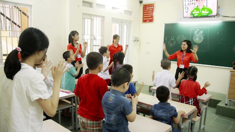 Thực hiện công việc giảng dạy