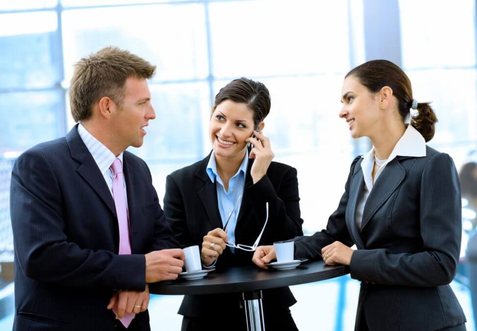 Giới thiệu đại diện của công ty đến làm việc