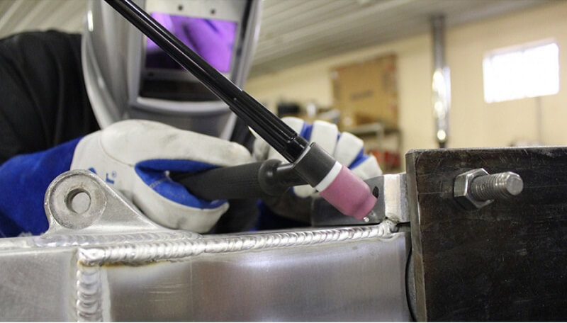 Phương pháp hàn TIG có thể xử lý rất tốt những chi tiết hàn khó