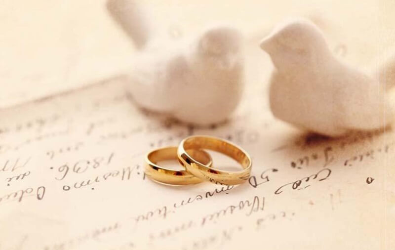 Nộp hồ sơ đăng ký kết hôn tại UBND