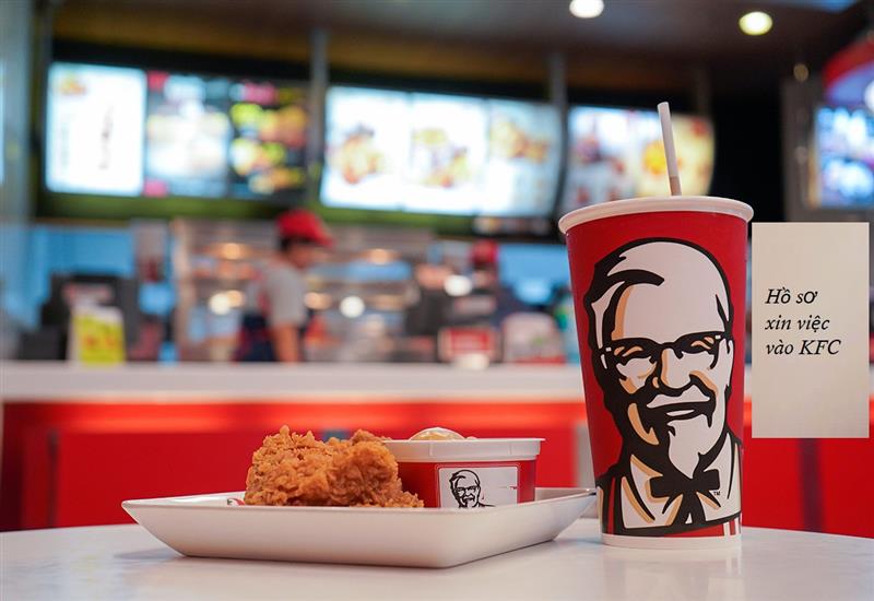 Đang tìm kiếm công việc ưu tiên? Hãy để hồ sơ xin việc của bạn được xem xét tại KFC, thương hiệu nổi tiếng với môi trường làm việc thân thiện, các chế độ phúc lợi hấp dẫn và cơ hội thăng tiến cho nhân viên.