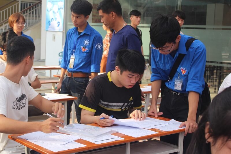 Mức học phí chuẩn của năm 2020 - 2021