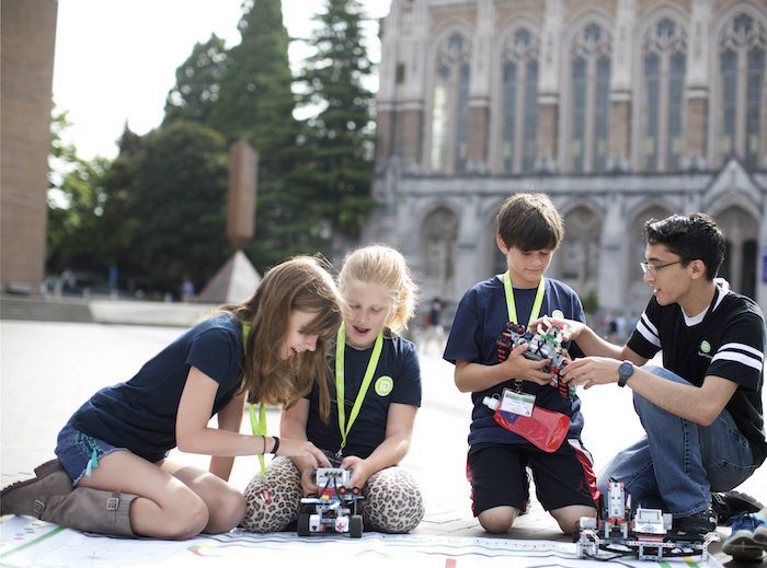 học sinh chuyển về từ nước ngoài