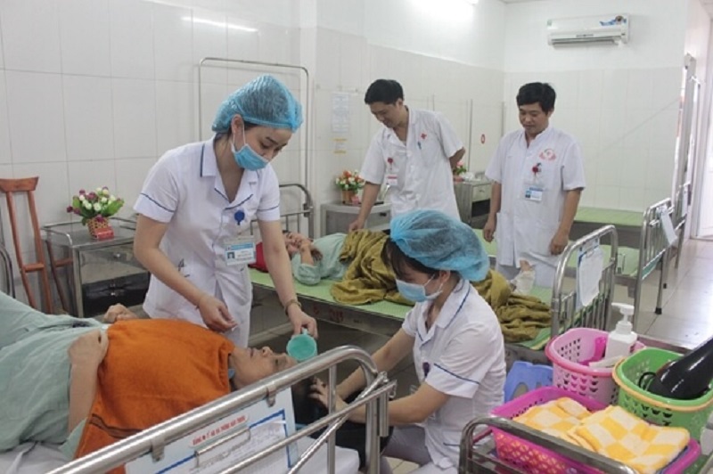 Cơ hội việc làm cho sinh viên học viện quân y 