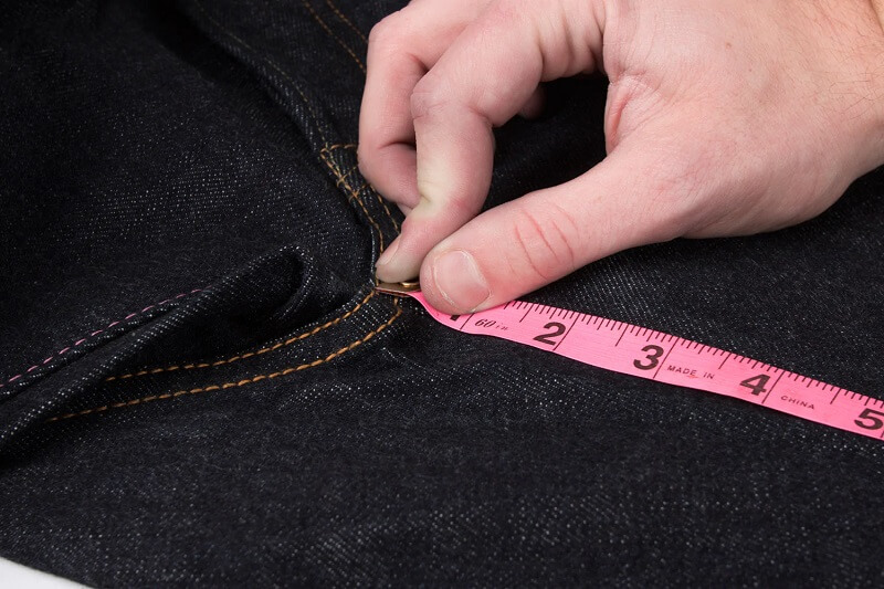 Bạn có thể tự lấy số đo Inseam tại nhà