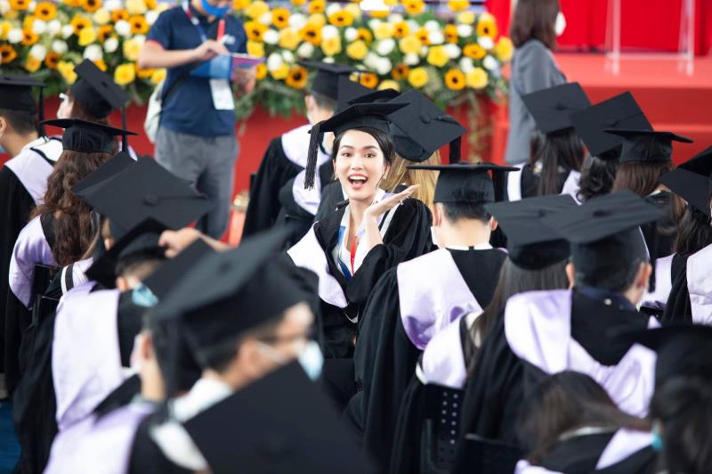 Trình bày quá trình học vấn trong hồ sơ xin việc