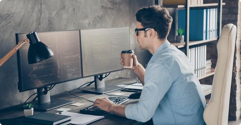 Lập trình và quản trị mạng đều có nhiều hướng đi