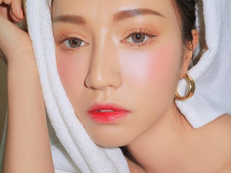 Ngăn dầu nhờn trên làn da