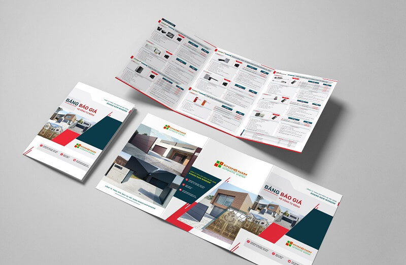 Phát tờ rơi đi kèm với báo